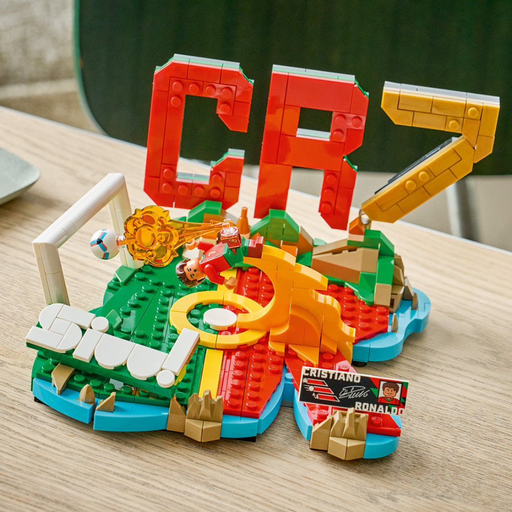 LEGO® Editions: Cristiano Ronaldo - Soccer Highlights - 43012