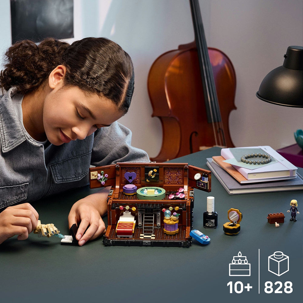 LEGO® Wednesday: Thing's Apartment - 76785