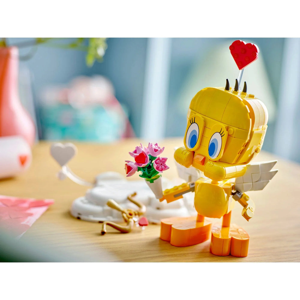 LEGO® Looney Tunes: Sweetheart Tweety Bird - 40824