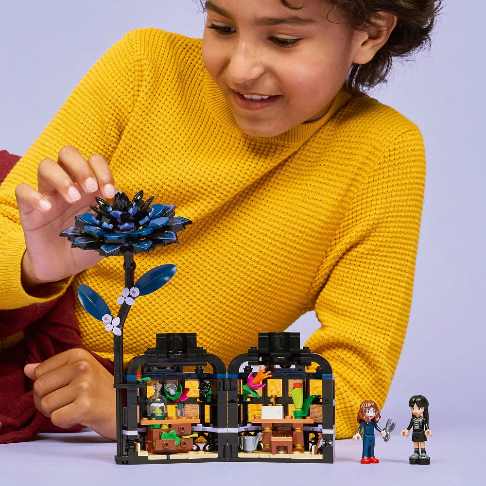 LEGO®: Black Dahlia Flower - 76784