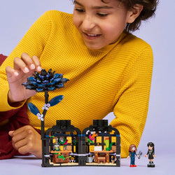 LEGO®: Black Dahlia Flower - 76784